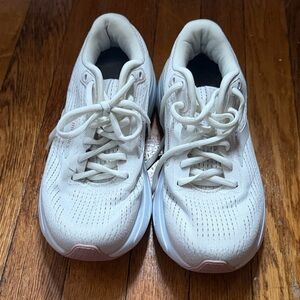 Brooks Sneakers